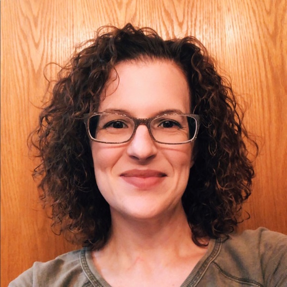 Meet your Posher, Jessica - Picture 1 of 1